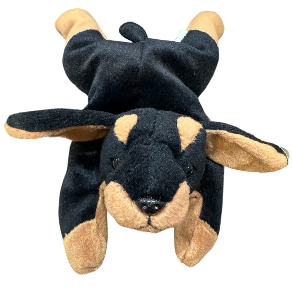 Ty Beanie Baby Doby The Poppy Dog DOB 10-9-96 - Picture 1 of 4